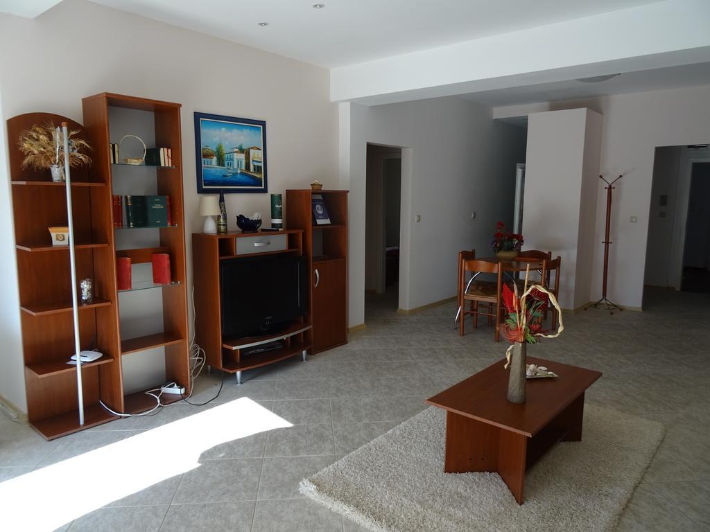 Club Topaz Apartments Neptun Exterior foto
