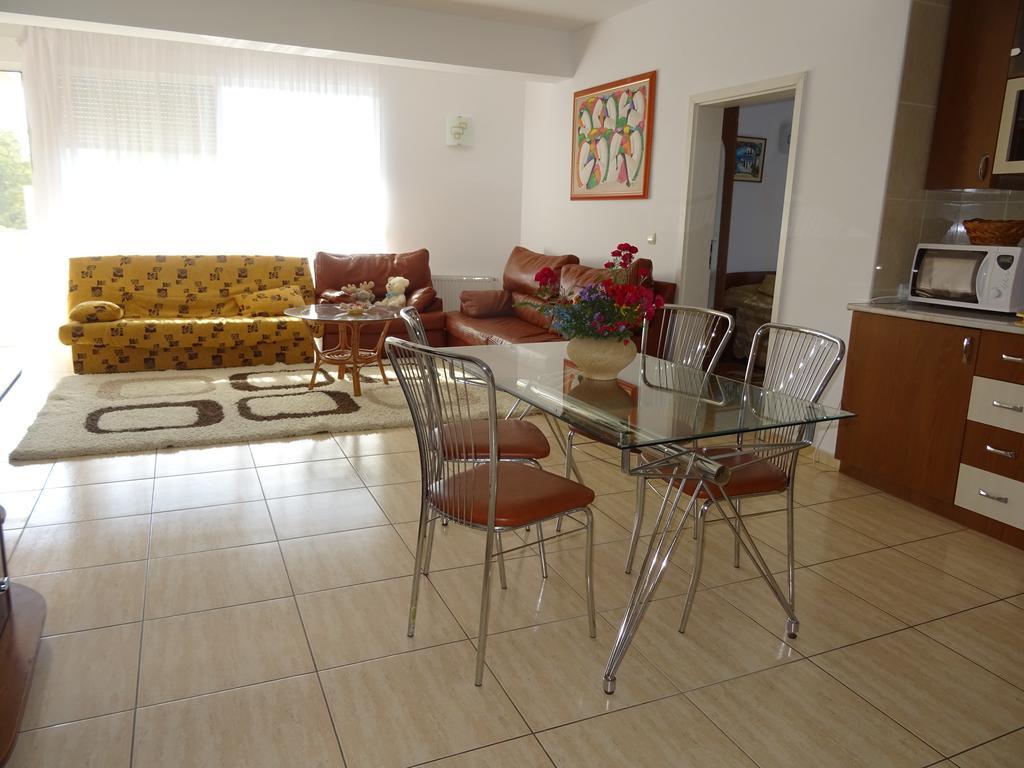 Club Topaz Apartments Neptun Exterior foto