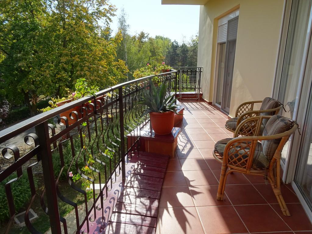 Club Topaz Apartments Neptun Exterior foto